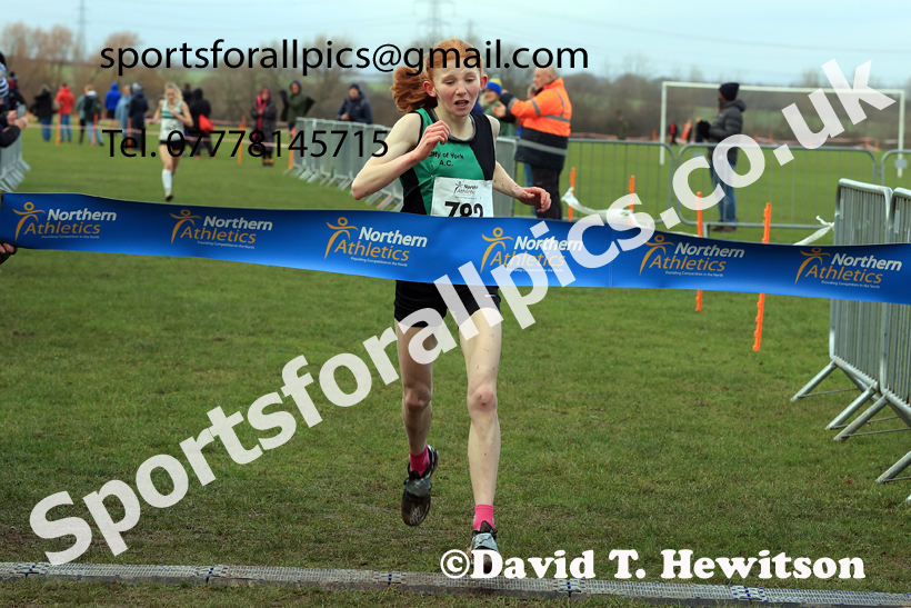 Womens Under-17s, 2026 Northern Cross Country Champs., Pontefract Racecourse, Pontefract. Photo: David T. Hewitson/Sports for All Pics